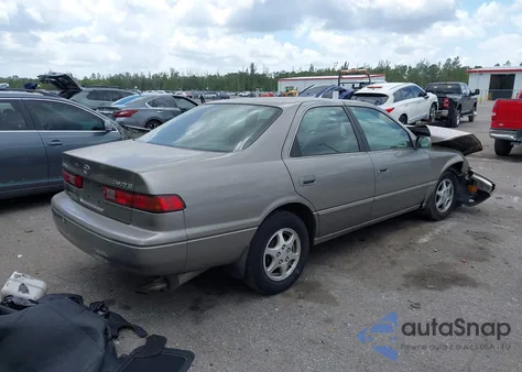 1999 Toyota Camry Xle из США, поврежденный, VIN 4T1BG28K1XU590326